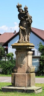41  Třesovice - socha Panny Marie