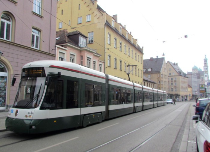 087  Tramvaj