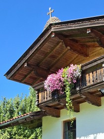 Štít domu, Auffach 30. srpna 2026