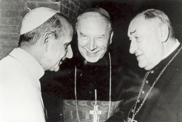 38  S Pavlem VI. a kardinlem Wyszynskim 1971